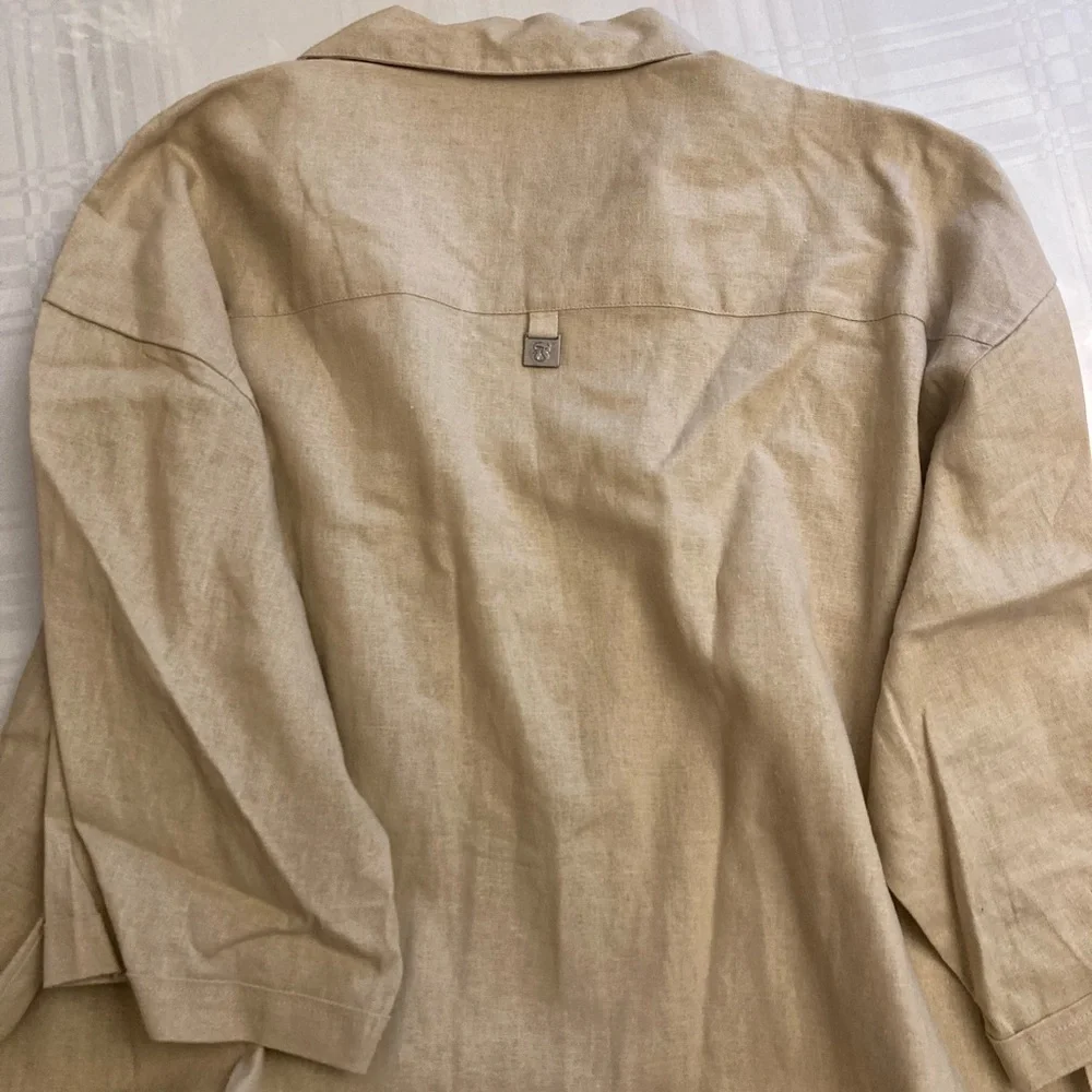 Men’s button down - Picture 2 of 7
